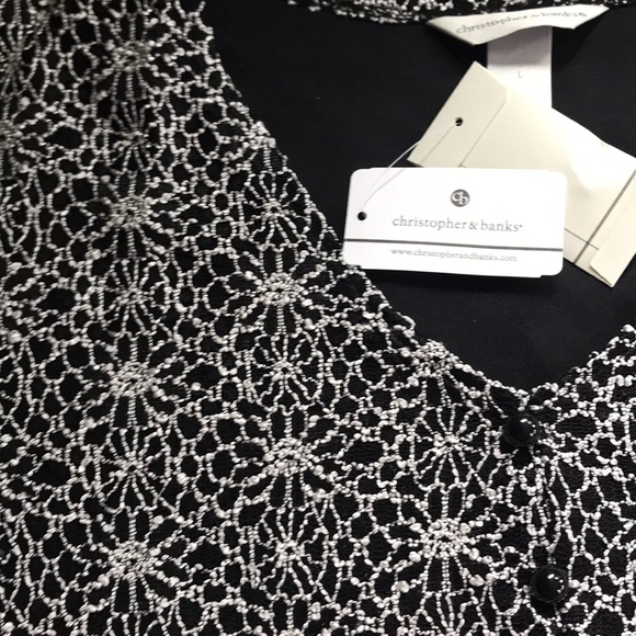 NWT LACE TOP - Picture 2 of 4